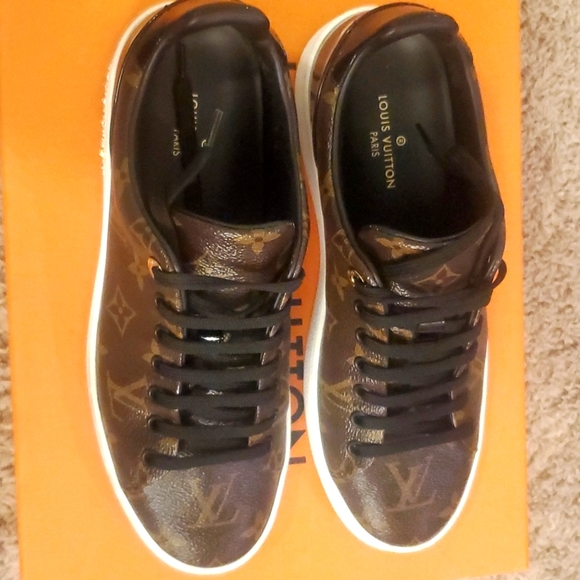 Louis Vuitton Monogram Sneakers - Picture 3 of 4